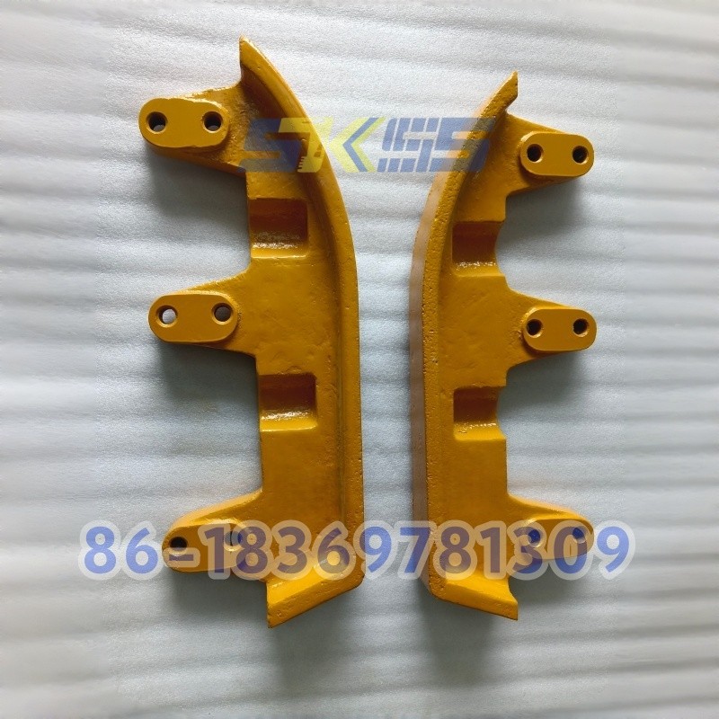 Komatsu 17A-30-17251 17A-30-17261 Guard Set Replacement for D155A-3 D155A-5 Chassis Guard Plate