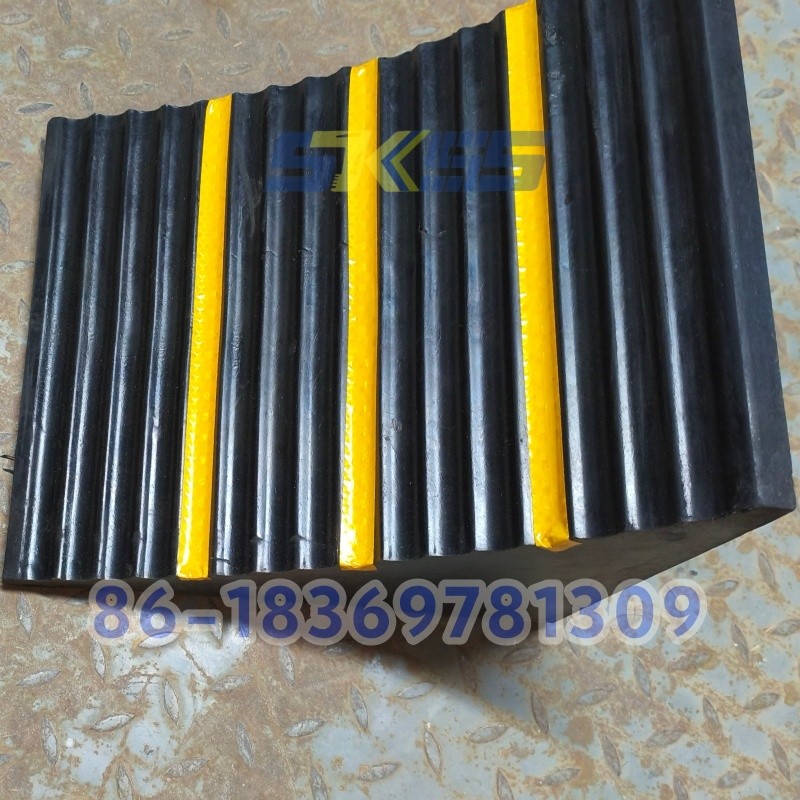 In Stock Durable Rubber Wheel Stop for Heavy Vehicles – Easy Install, High Visibility, Ready to Ship
