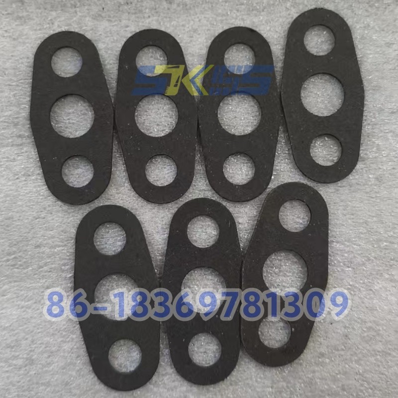 Komatsu 6221-51-8610 Durable Engine Gasket, High-Performance Seal for Komatsu Construction Machinery