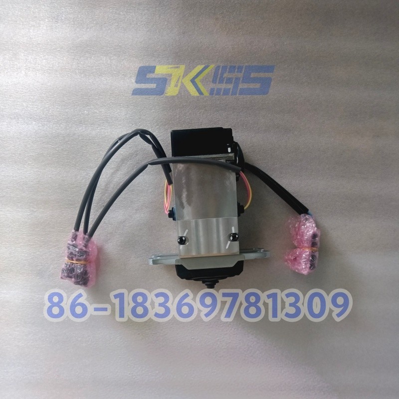 Genuine Komatsu 702-16-02144 702-16-02143 Hydraulic Pilot Valve for Komatsu Excavator