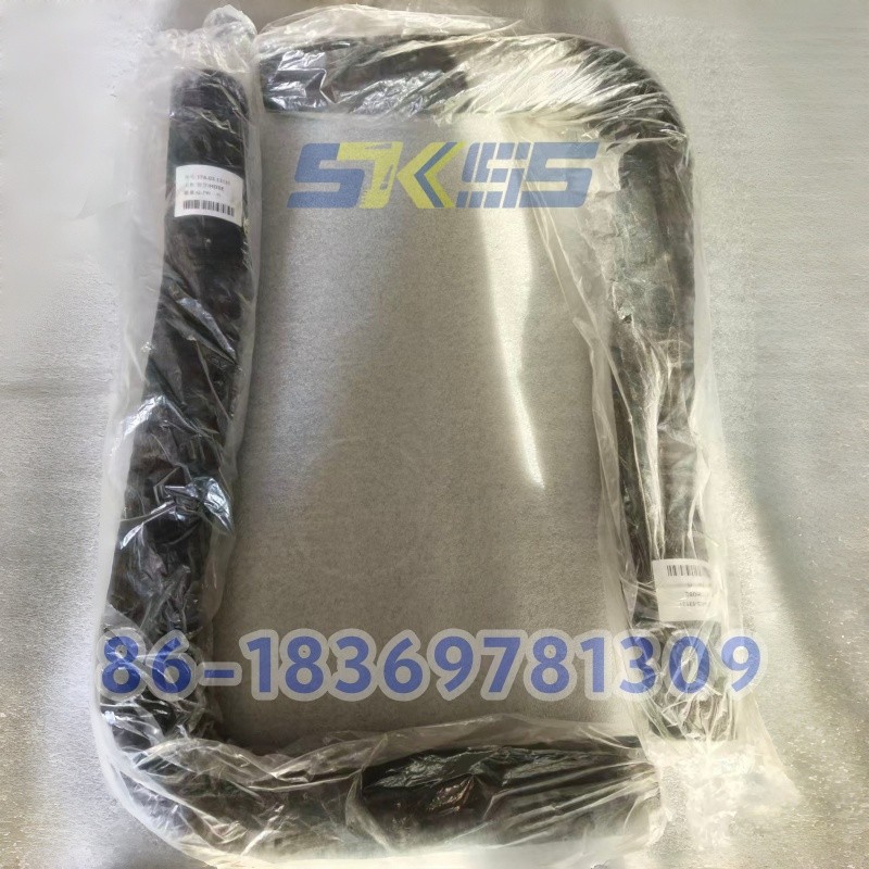 Komatsu 17A-03-13131 Upper Radiator Hose for D155A-3 D155AX-5 Bulldozer, Cooling Water Hose