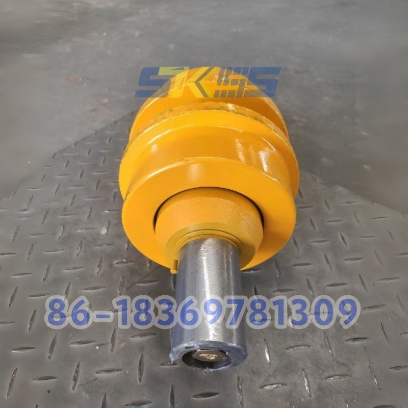 195-30-00225 Carrier Roller for Komatsu D355 Bulldozer Durable Forged Steel Roller Undercarriage